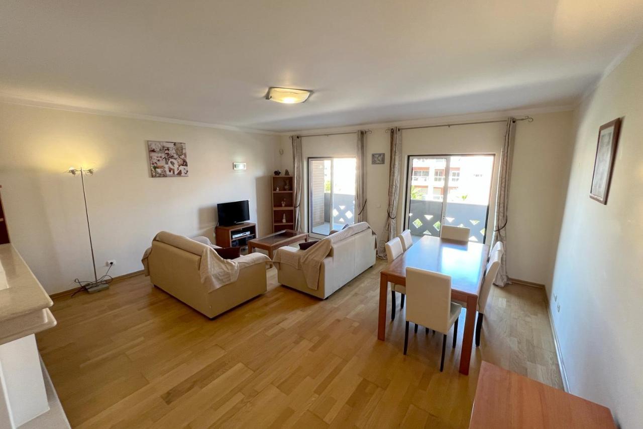 Apartment By The Beach With Parking And Wifi By Amcf بورتيماو المظهر الخارجي الصورة
