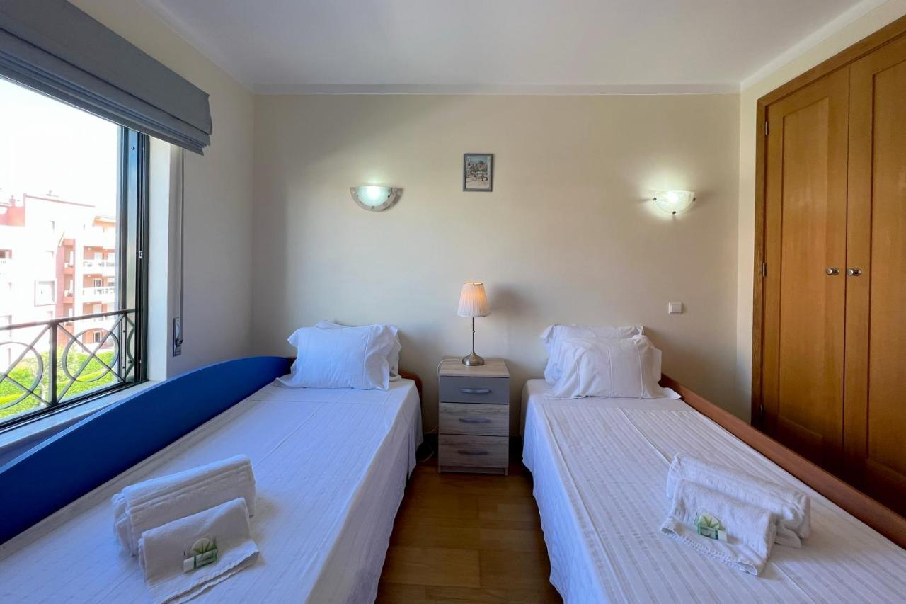 Apartment By The Beach With Parking And Wifi By Amcf بورتيماو المظهر الخارجي الصورة